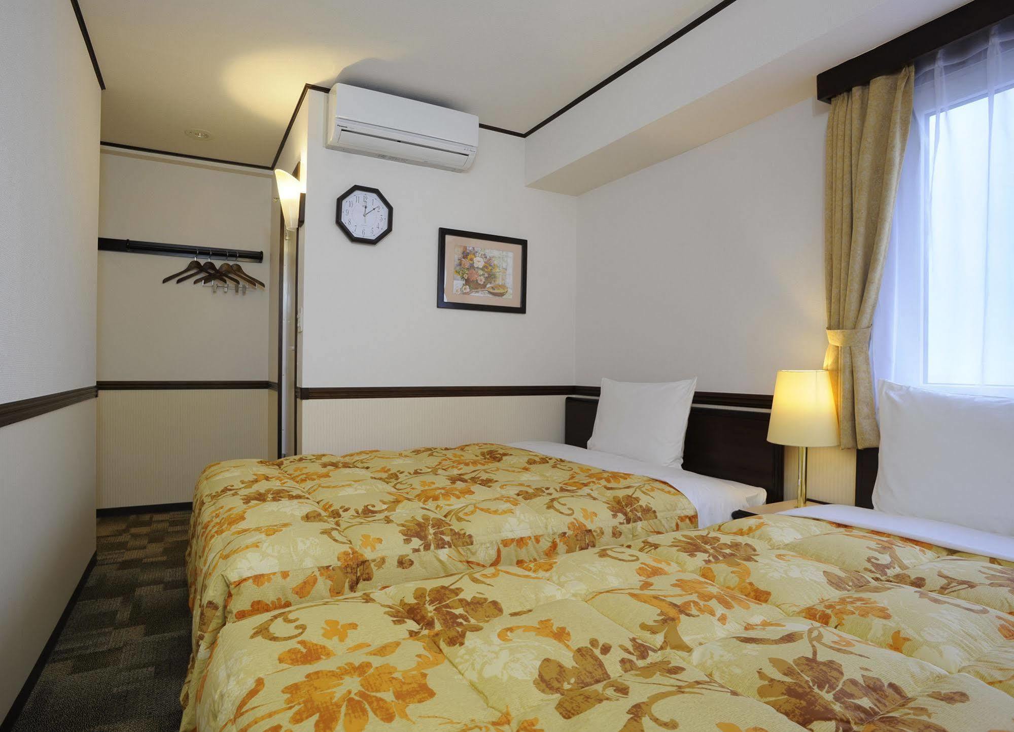 Toyoko Inn Ichinoseki Ekimae Dış mekan fotoğraf